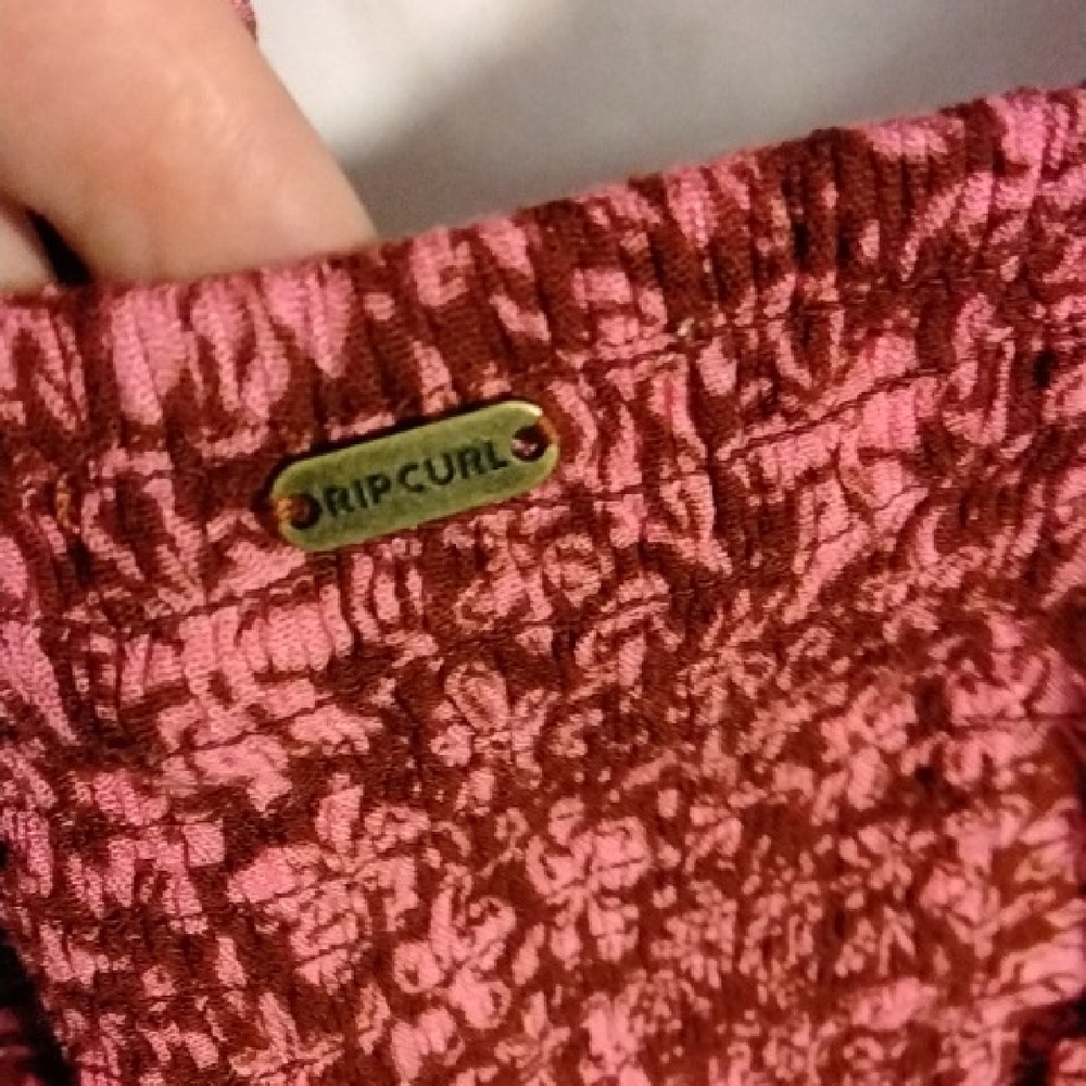 Rip Curl Beach Party Smocked Crop Top Peplum Burgundy Pink Floral NWT Size M - Picture 5 of 9